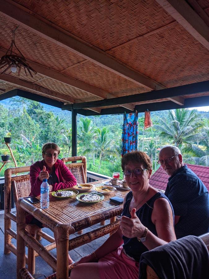 Tetebatu Mountain View Homestay Экстерьер фото